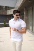 Erkek Polo Yaka Fermuar Detaylı Tişört resmi